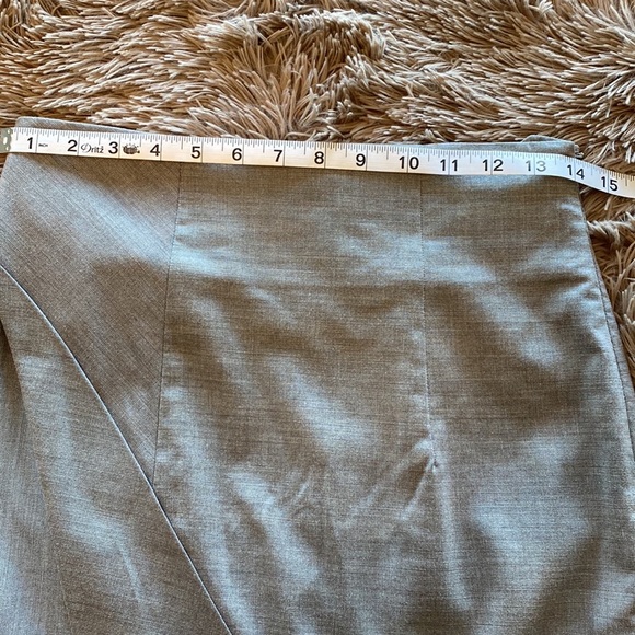 L.A.M.B Gray skirt - Picture 6 of 7